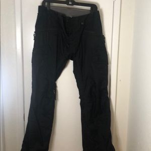 Burton women’s snowboarding pants
